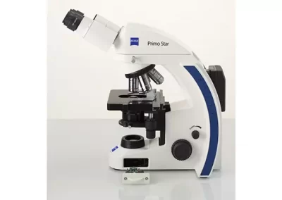 Microscopio ergonométrico de iluminacion LED￼